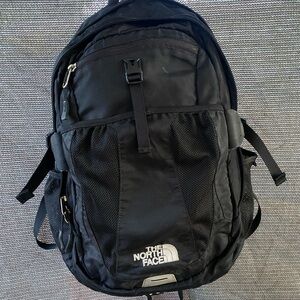 North face recon backpack